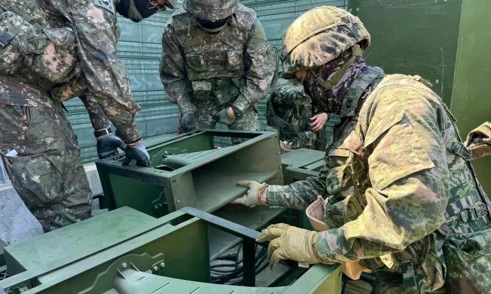 South Korea dismantles border loudspeakers to ease tensions with N Korea