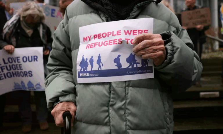 Trump announces lowest refugee admission cap in US history at 7,500