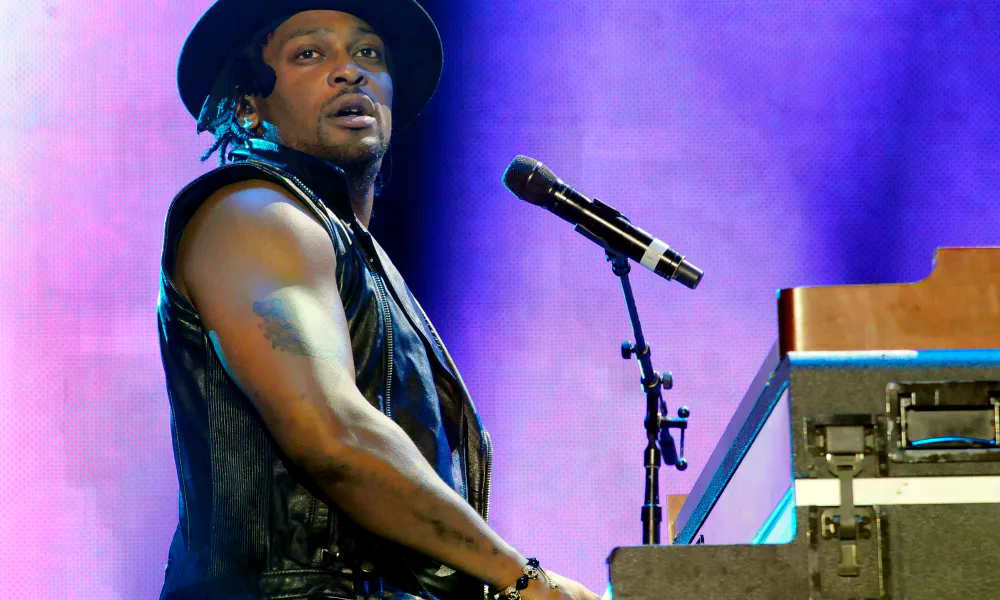 ‘The shining star of our family’: R&B singer D’Angelo passes away at age 51
