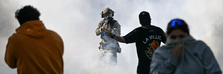 ‘Terrifying Escalation’ as Trump’s Federal Troops Bring War-Like Scenes and Chaos to Chicago